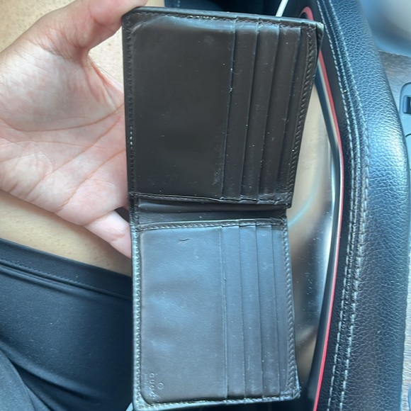 GUCCI MEN’S WALLET - Picture 2 of 4